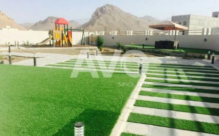 C? trang trí san v??n