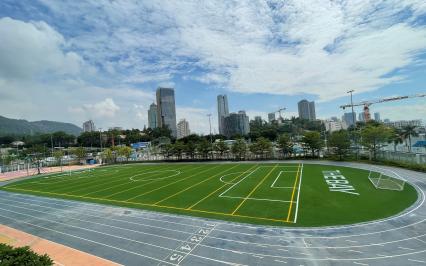 D? án san bóng ??t chu?n FIFA m?i t?i tr??ng Qu?c t?  The Bay Academy 